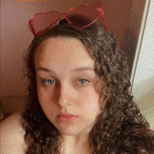 Meet your Posher, Angelina